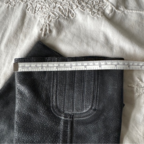 Felmini Distressed Leather Boots Made In Portugal - Picture 10 of 14